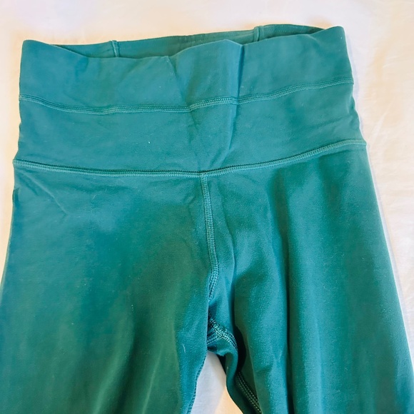 Athleta Limited Edition Bakasana 7/8 Tight Leggings - Picture 6 of 9